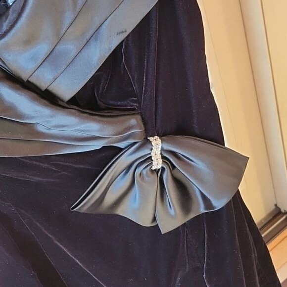 L.A. Glo Embellished Vintage Vneck Event Zippered Sleeveless Maxi Sz. 7/8 Dress - Picture 7 of 13